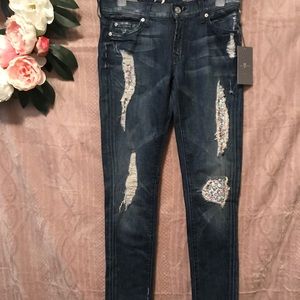 NEW WITH TAGS 7 FOR ALL MANKIND